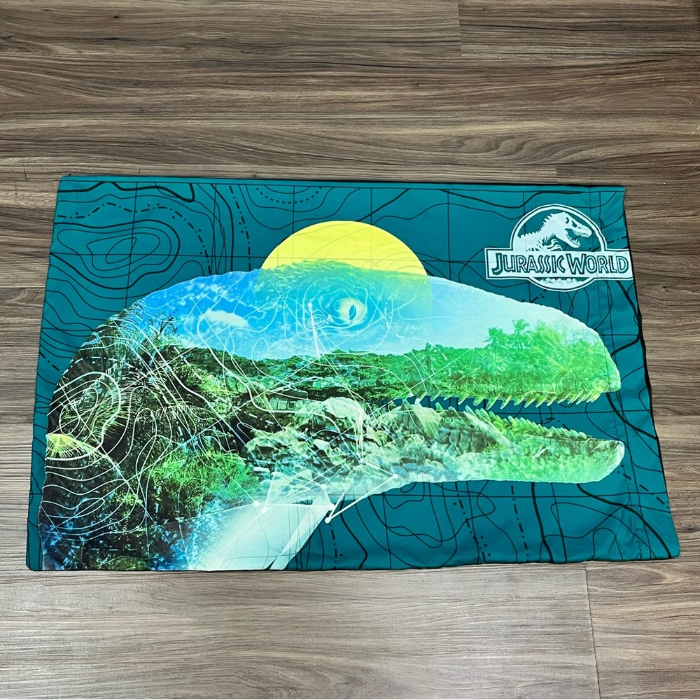 2015 Jurassic World Double Sided Dinosaur Pillowcase Velociraptor Triceratops